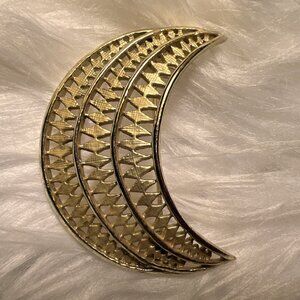 Brooch, Brush gold tone Diamond Shape Crescent brooch Pin, Vintage